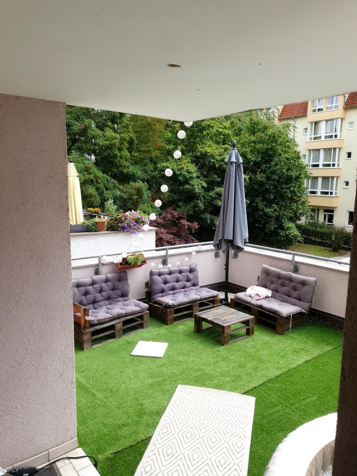 Zentrumsnahe Mit Sonnenterrasse *